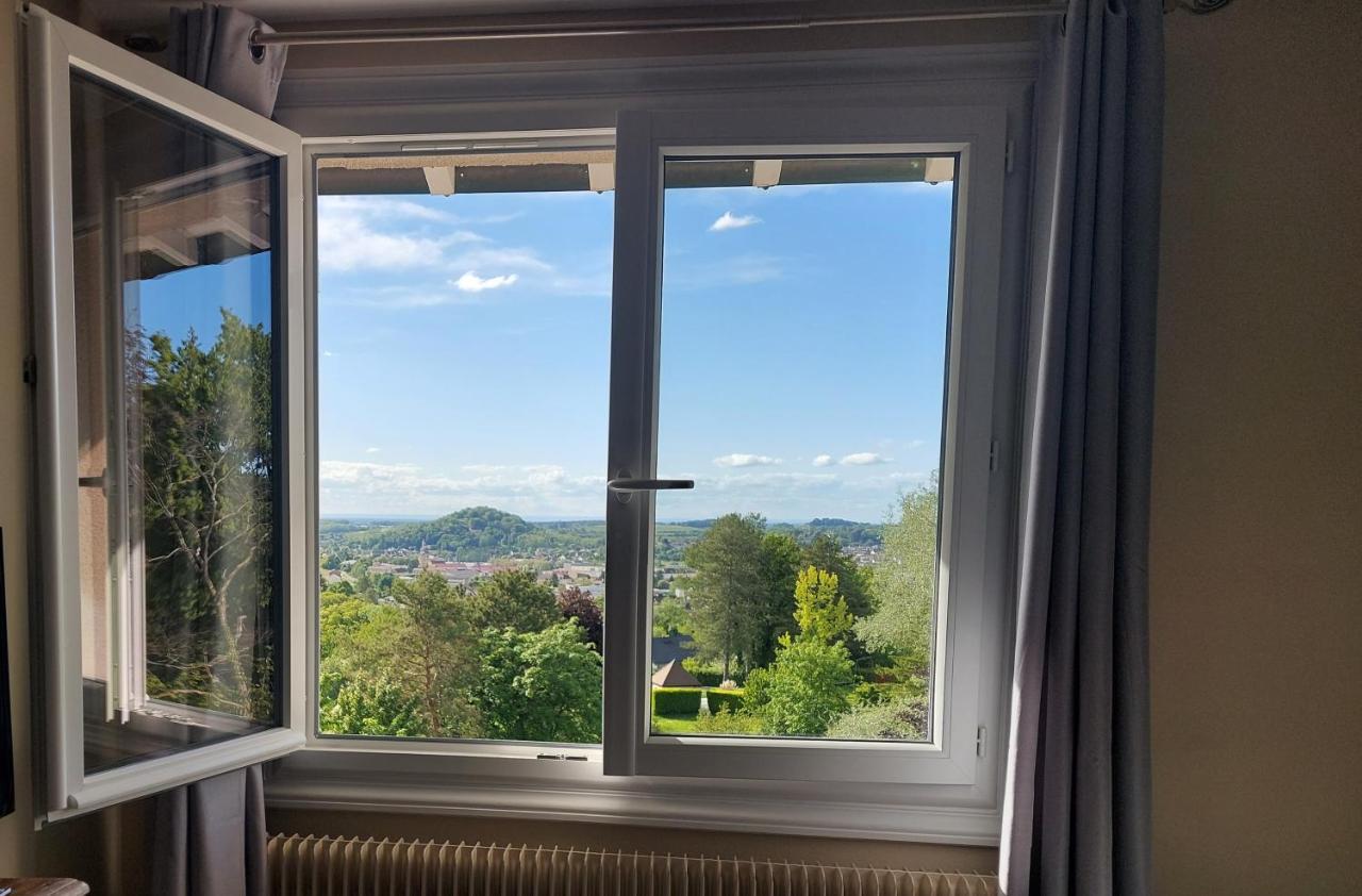 Chambres D'Hotes Le Relais Globe Trotteur Montaigu  Exteriér fotografie