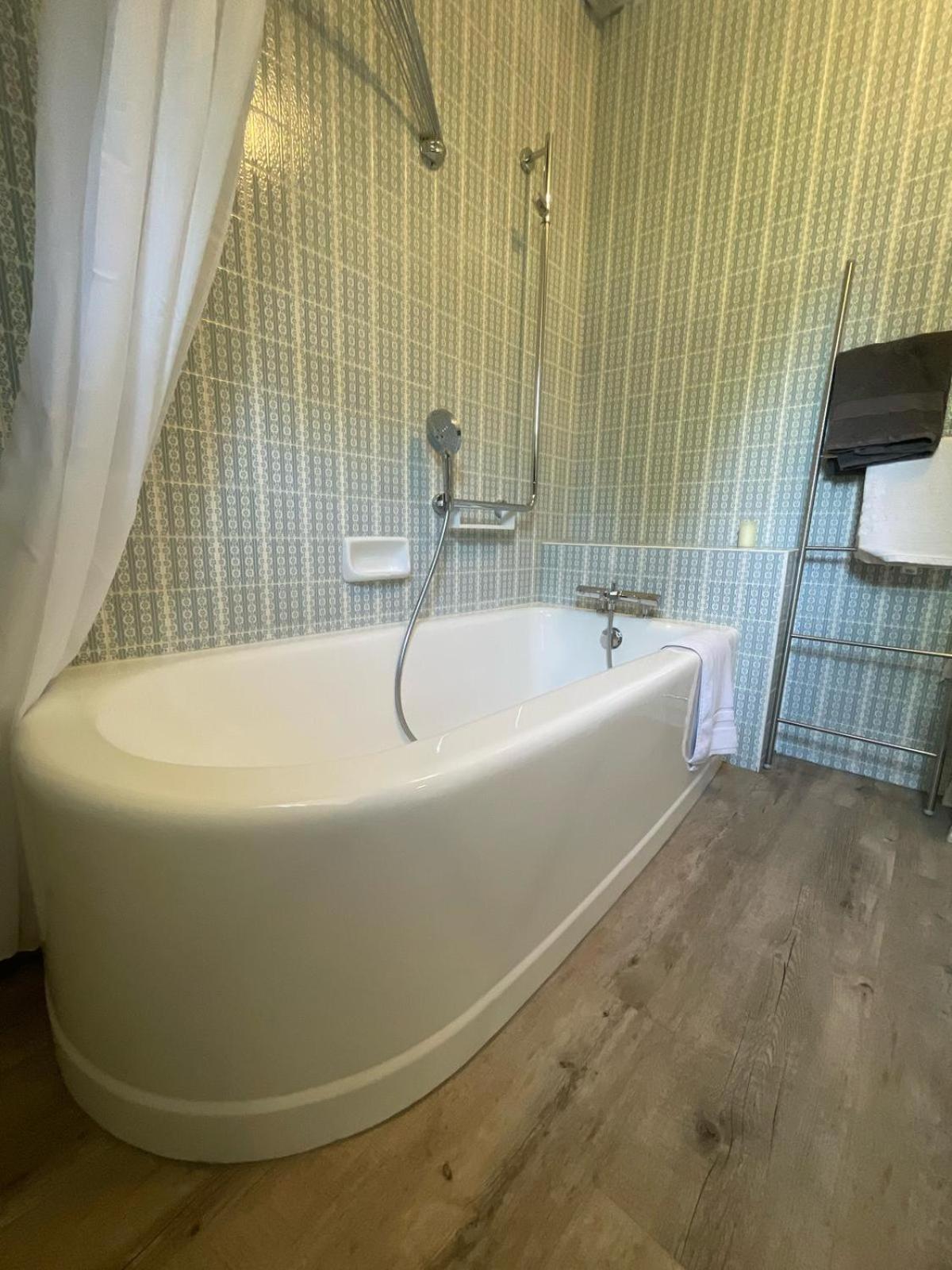 Chambres D'Hotes Le Relais Globe Trotteur Montaigu  Exteriér fotografie